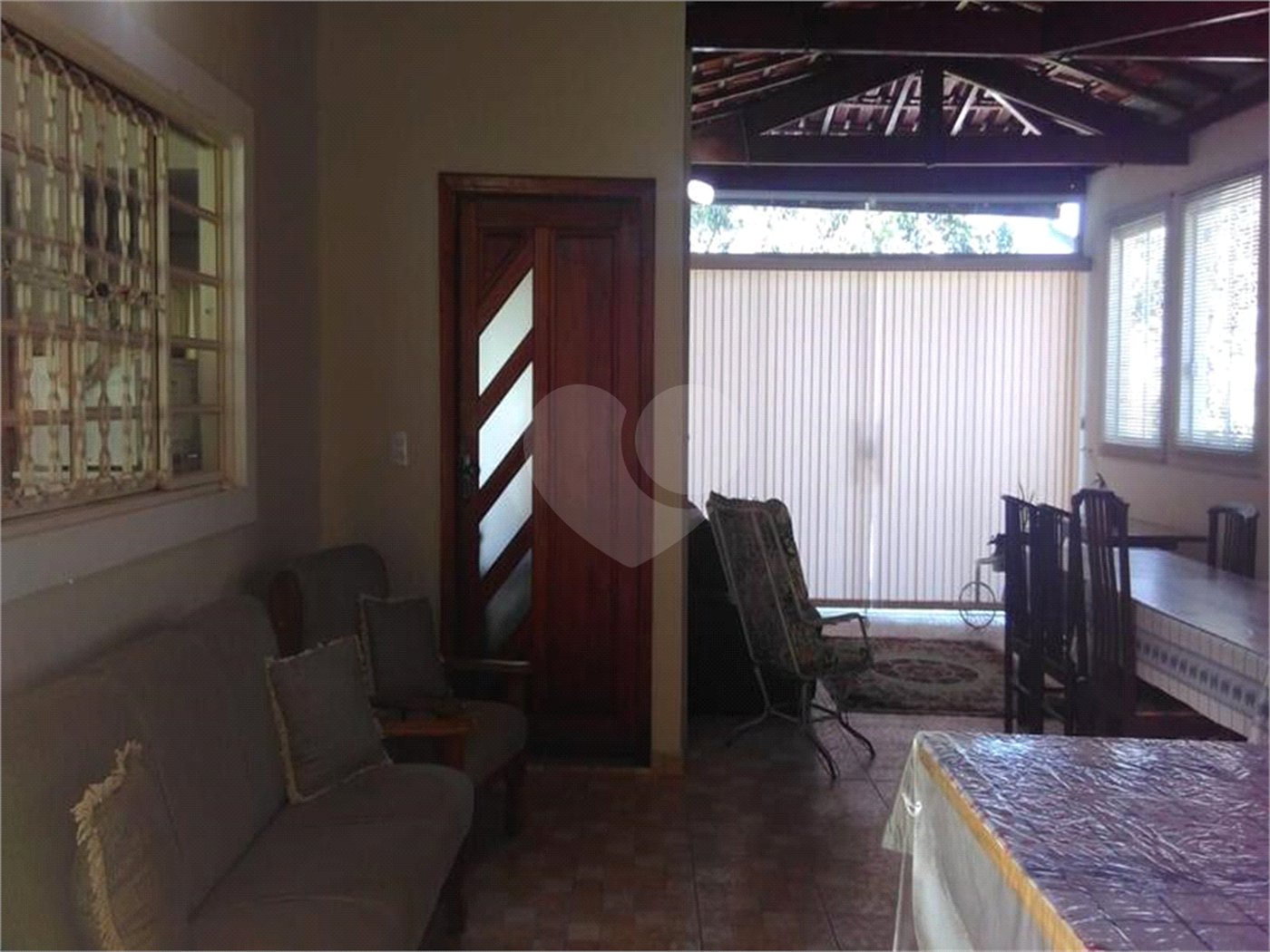 Casa à venda com 4 quartos, sendo 2 suítes, em Loteamento Jardim Parque das Palmeiras, Serra Negra, SP