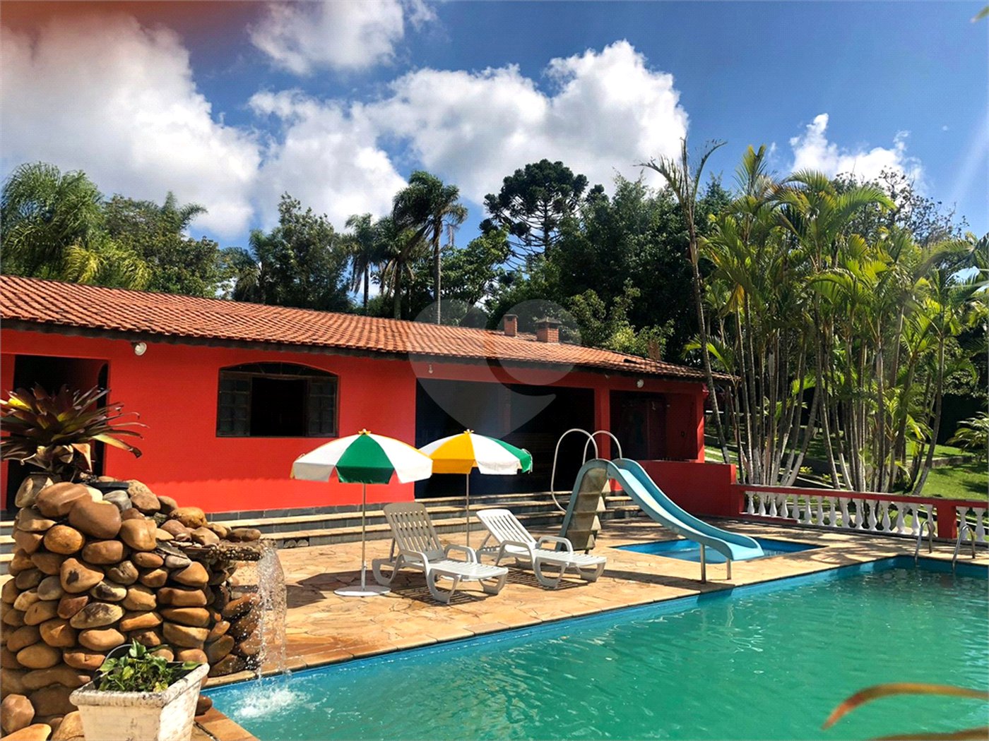 Sítio à venda com 6 quartos em Pavão (canguera), São Roque, SP