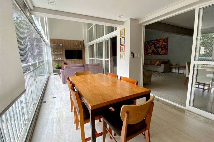Apartamento à venda com 3 suítes em Morumbi, São Paulo, SP