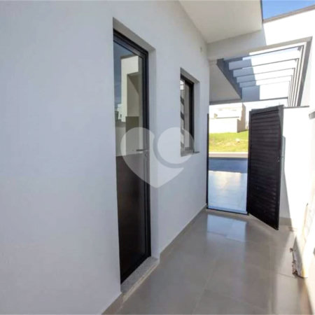 Casa à venda com 3 quartos, sendo 1 suíte, no condomínio Jardim Piemonte, Indaiatuba - SP