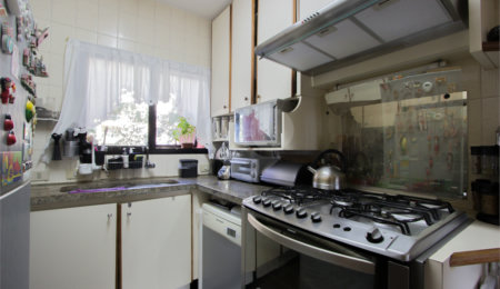 Apartamento à venda com 3 quartos, sendo 1 suíte, em Vila Andrade, São Paulo, SP