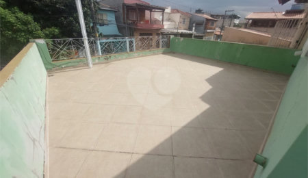 Sobrado à venda com 6 quartos em Parque Edu Chaves, São Paulo, SP