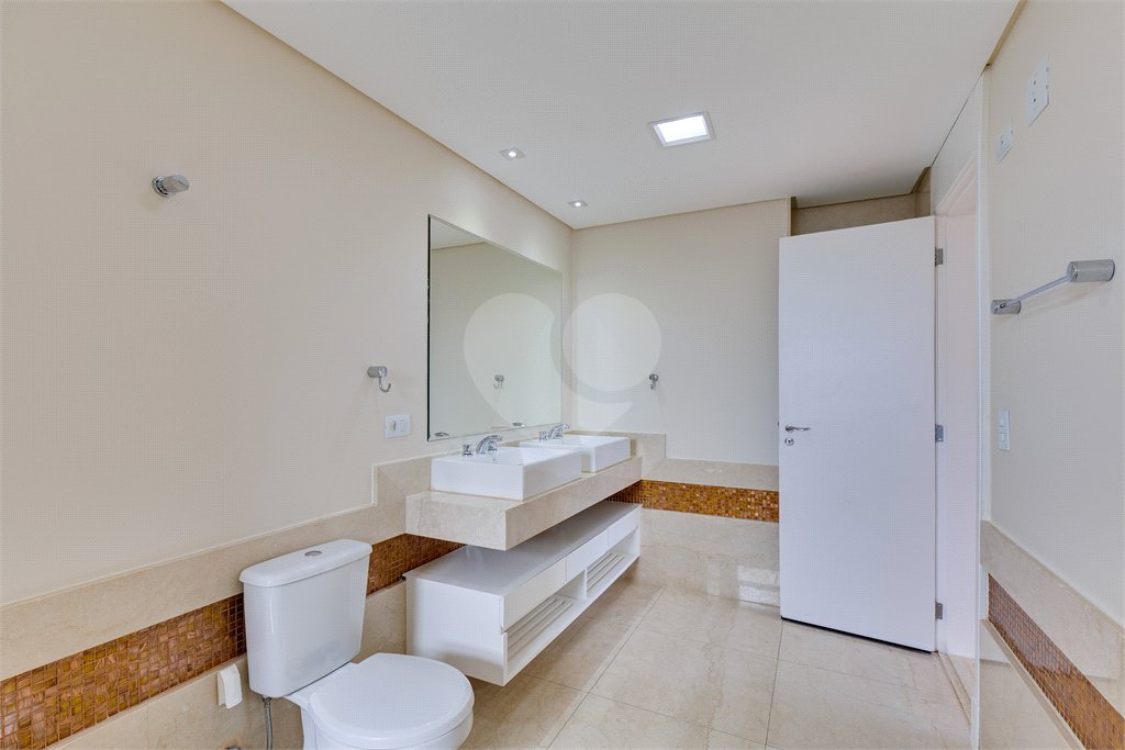 Apartamento para alugar com 4 suítes em Santo Amaro, São Paulo, SP