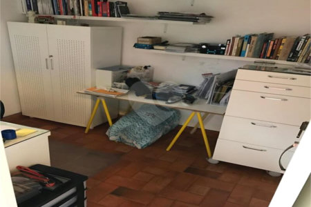 Casa de Vila à venda com 3 quartos, sendo 1 suíte,  em Cidade São Francisco, São Paulo, SP
