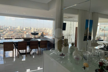 Apartamento Alto Padrão Lazer Completo ,3 suítes com 4 vagas, 250 m² à venda no Parque da Mooca.