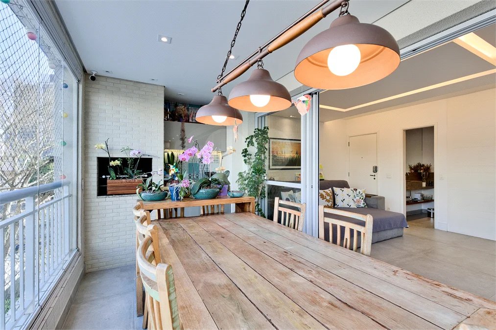Apartamento à venda com 3 quartos, sendo 1 suíte, em Alto da Boa Vista, São Paulo, SP