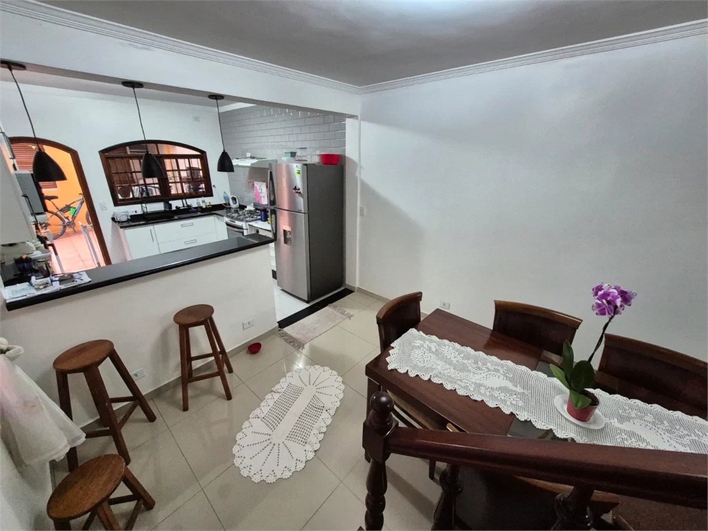 Sobrado à venda com 3 quartos, sendo 1 suíte, em Jardim Sarah, São Paulo, SP