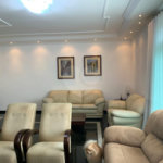 Excelente sobrado com piscina e churrasqueira