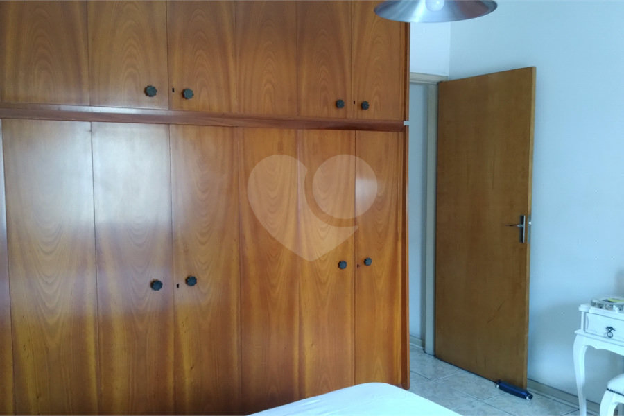 Sobrado à venda com 4 quartos em Tremembé, São Paulo, SP