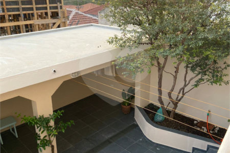 Sobrado à venda com 3 quartos, sendo 1 suíte, em Vila Paulicéia, São Paulo, SP