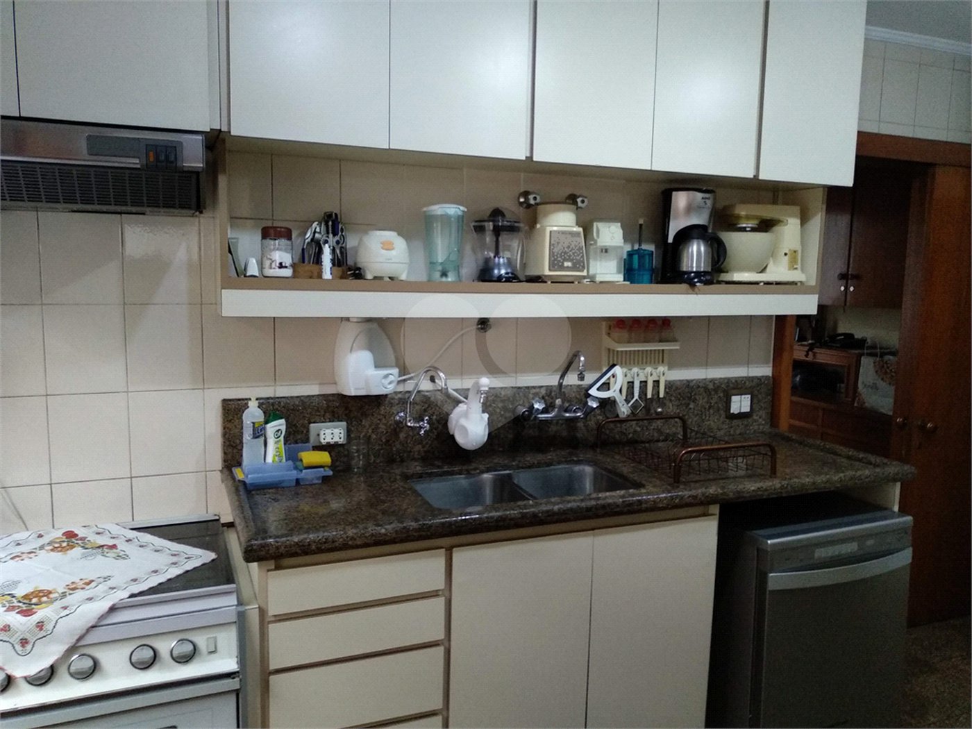 Sobrado à venda com 3 quartos, sendo 2 suítes,  em Brooklin Velho, São Paulo, SP