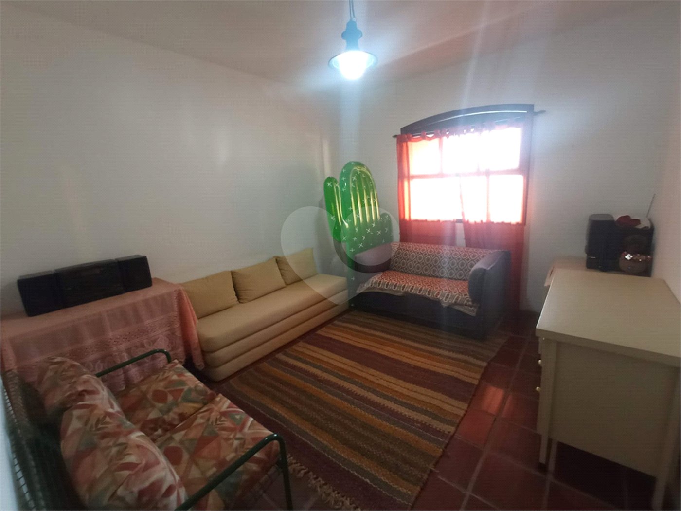 Casa à venda com 4 quartos, sendo 1 suíte, no condomínio Alpes da Cantareira, Mairiporã - SP