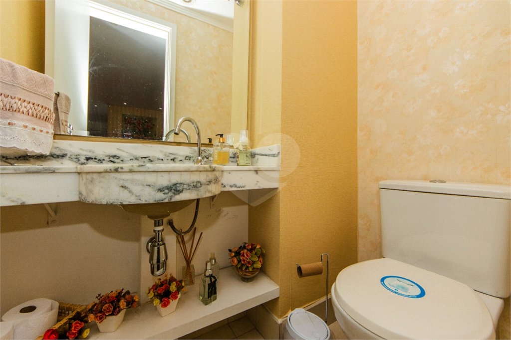 Apartamento à venda com 3 quartos, sendo 2 suítes,  em Tatuapé, São Paulo, SP