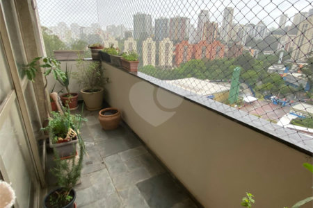 Apartamento à venda com 3 quartos, sendo 1 suíte, em Morumbi, São Paulo, SP