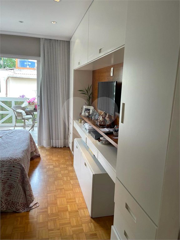 Casa à venda com 4 suítes no condomínio Conjunto Residencial São Benedito, São Paulo - SP
