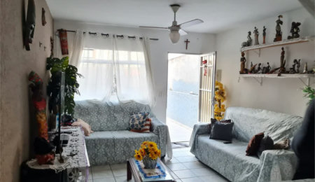 Casa à venda com 3 quartos em Jardim das Esmeraldas, São Paulo, SP
