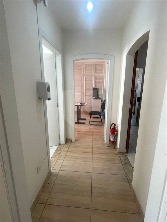 Casa Térrea à venda com 4 quartos em Vila Oliveira, Mogi das Cruzes, SP