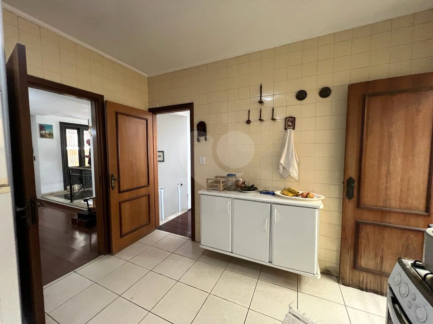 Casa à venda com 4 quartos, sendo 1 suíte, em Jardim das Vertentes, São Paulo, SP
