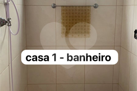 Casa à venda com 2 quartos em Vila Guedes, São Paulo, SP