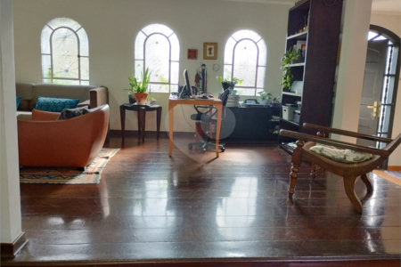 Casa de Vila à venda com 3 suítes em Jardim Londrina, São Paulo, SP