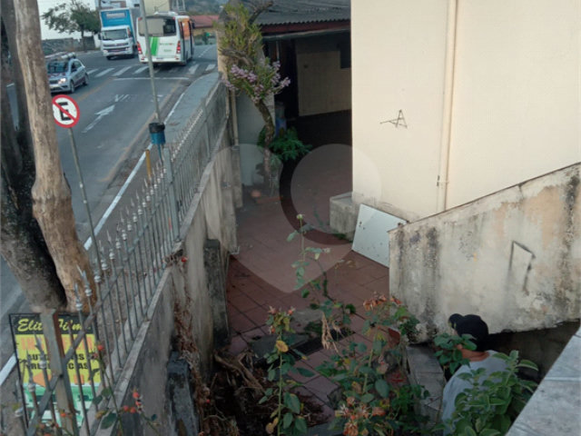 Casa à venda ou para alugar com 2 quartos no Centro, Mairiporã, SP