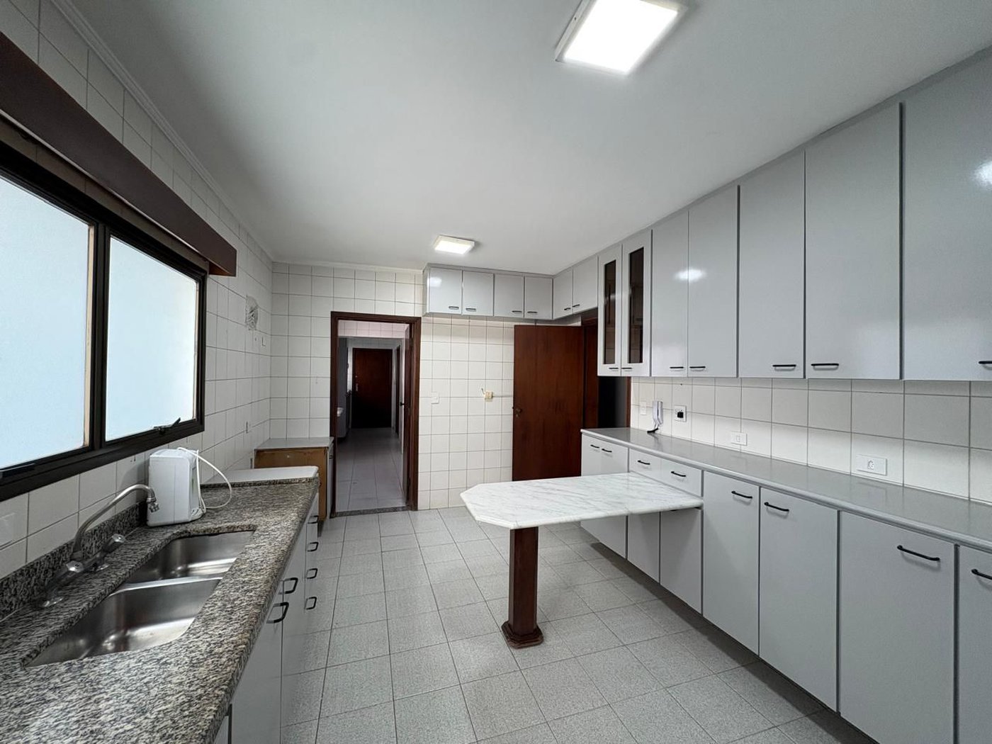 Apartamento com 3 dormitórios à venda, 150 m² por R$ 1.000.000,00 - Pompéia - Santos/SP