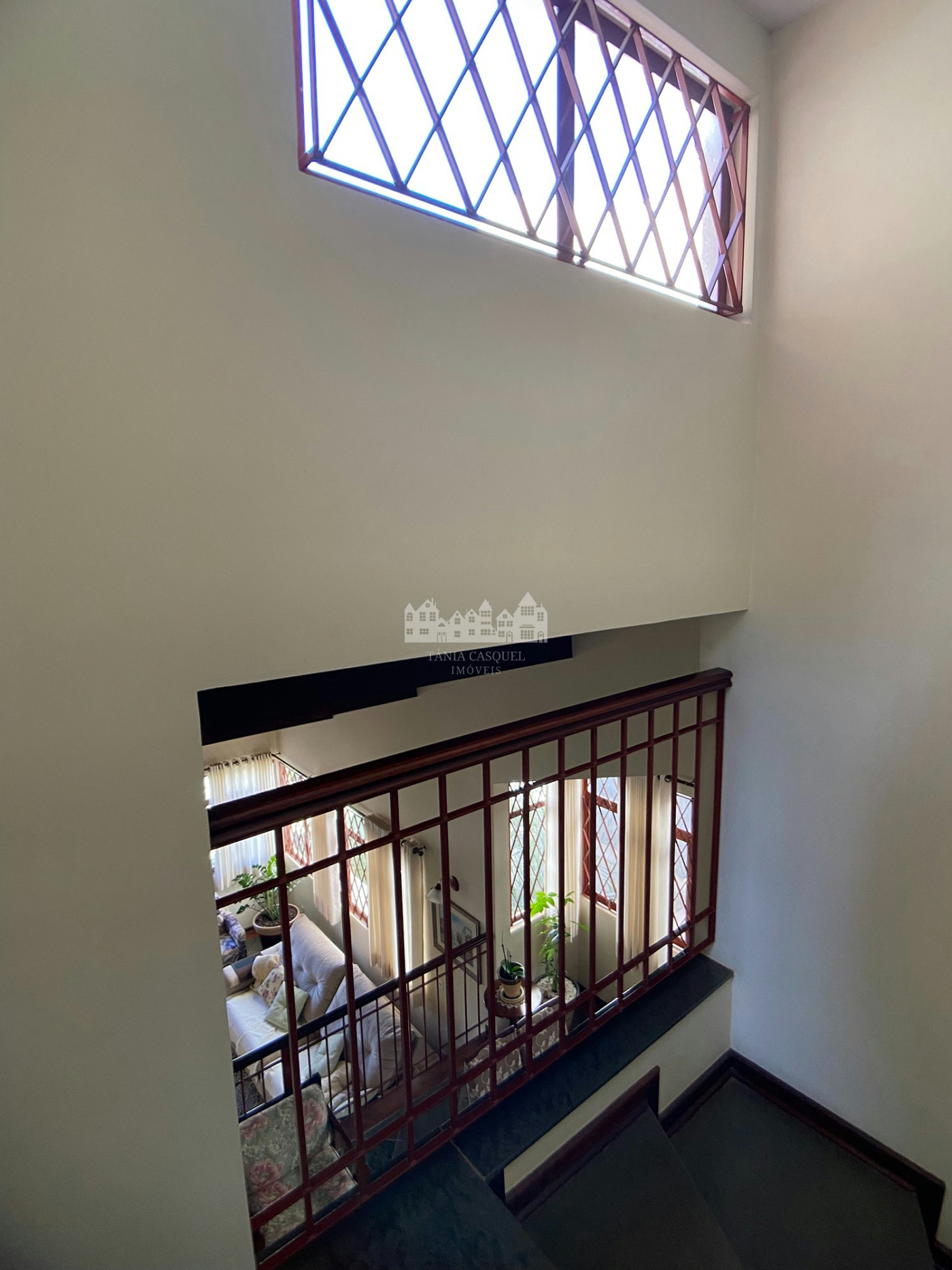 Casa à venda com 3 quartos, sendo 1 suíte, com vista deslumbrante em Recreio Maristela, Atibaia