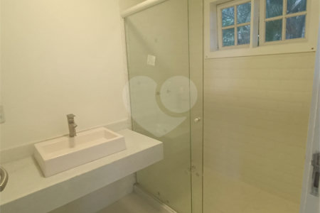 Casa em condomínio à venda com 1 quarto em Ferradura, Armação dos Búzios, RJ