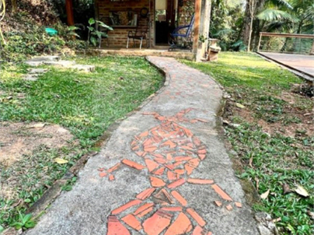 Casa à venda ou para alugar com 4 quartos, sendo 1 suíte,  em Serra da Cantareira, Mairiporã, SP