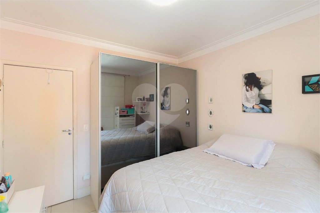 Sobrado à venda com 2 quartos, sendo 1 suíte, em Chácara Santo Antônio, São Paulo, SP