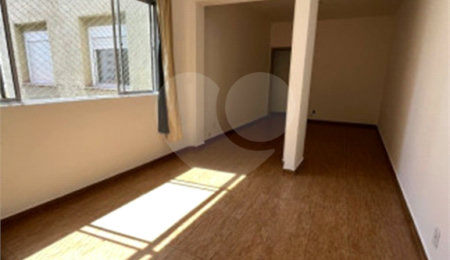 Apartamento à venda com 2 quartos em Aclimação, São Paulo, SP
