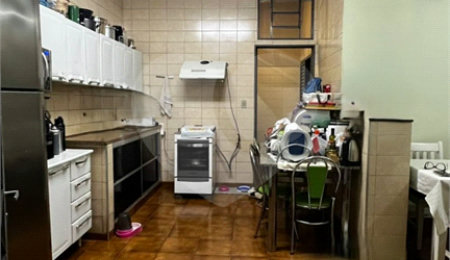 Sobrado à venda com 5 quartos em Campos Elíseos, Ribeirão Preto, SP
