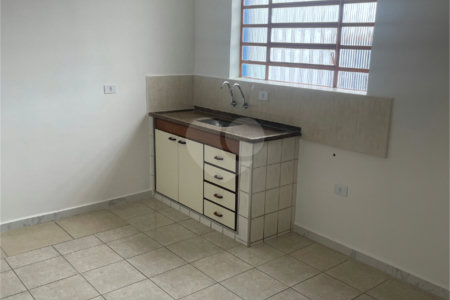 Casa Térrea para alugar com 3 quartos em Vila Morse, São Paulo, SP