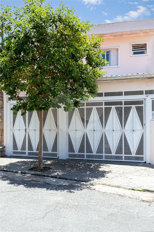 Sobrado à venda com 3 quartos, sendo 1 suíte,  em Jardim Umuarama, São Paulo, SP