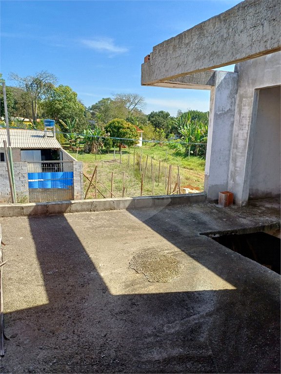 Casa à venda com 2 suítes no condomínio Ricieri, Mogi das Cruzes - SP