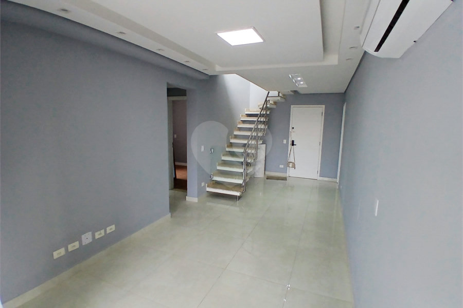 Cobertura à venda com 3 quartos, sendo 1 suíte, em Santana, São Paulo, SP