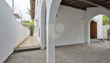 Sobrado à venda com 4 quartos, sendo 2 suítes,  em Granja Julieta, São Paulo, SP