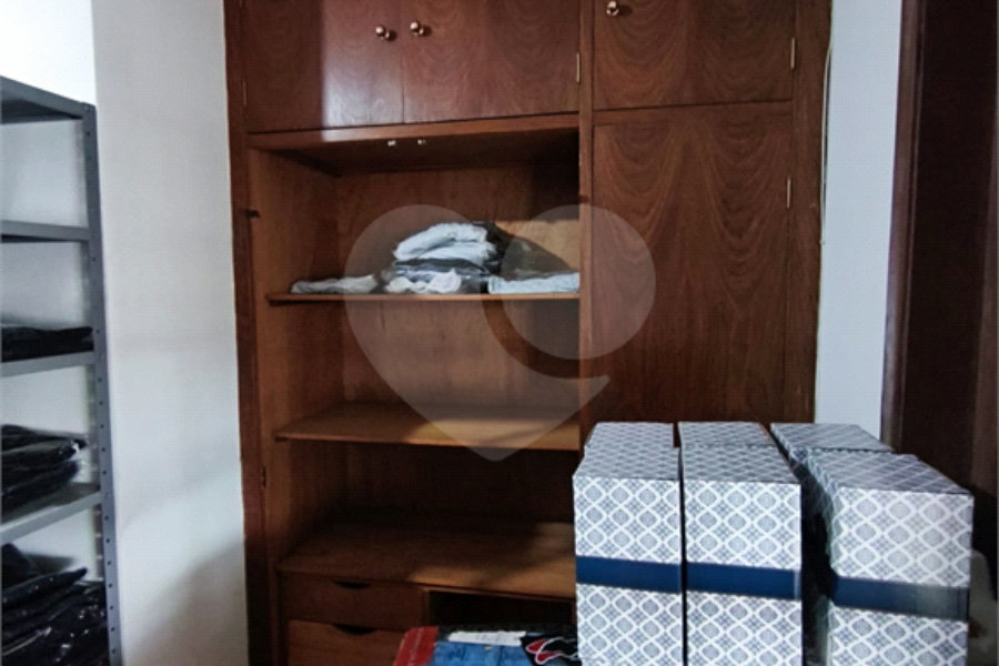 Sobrado à venda com 4 quartos, sendo 1 suíte, em Vila Medeiros, São Paulo, SP
