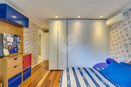 Casa à venda com 4 suítes no condomínio Ville Bosqueé, São Paulo - SP