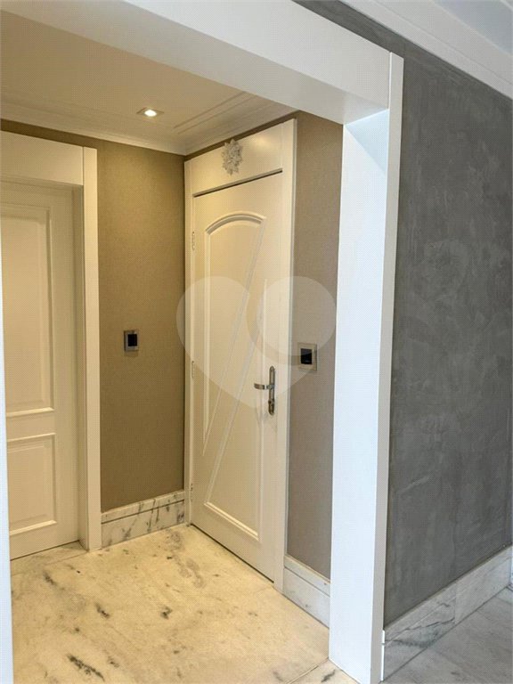 Apartamento à venda com 3 quartos, sendo 1 suíte, em Pompéia, São Paulo, SP