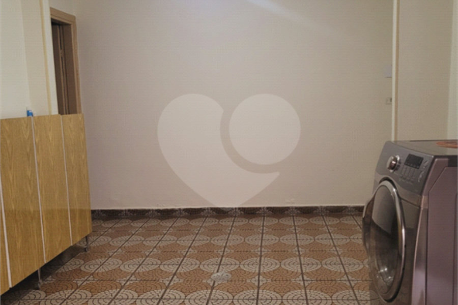 Sobrado à venda ou para alugar com 4 quartos, sendo 1 suíte, em Vila Gustavo, São Paulo, SP