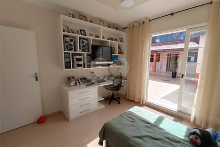 Casa à venda com 3 quartos, sendo 1 suíte, em Vila Rosa, Itapetininga, SP