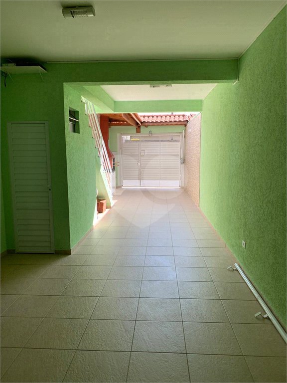 Sobrado à venda com 3 quartos, sendo 1 suíte,  em Vila Gumercindo, São Paulo, SP
