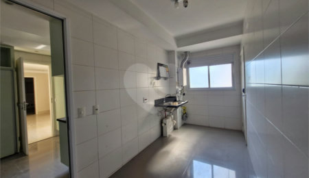 Apartamento para alugar com 3 suítes em Santana, São Paulo, SP