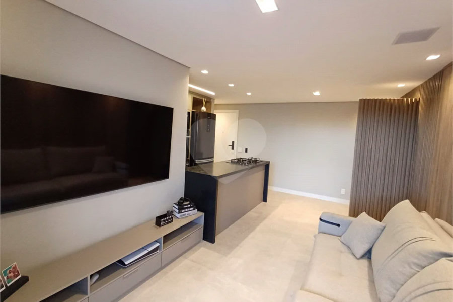 Apartamento à venda com 3 quartos, sendo 1 suíte, em Vila Guilherme, São Paulo, SP