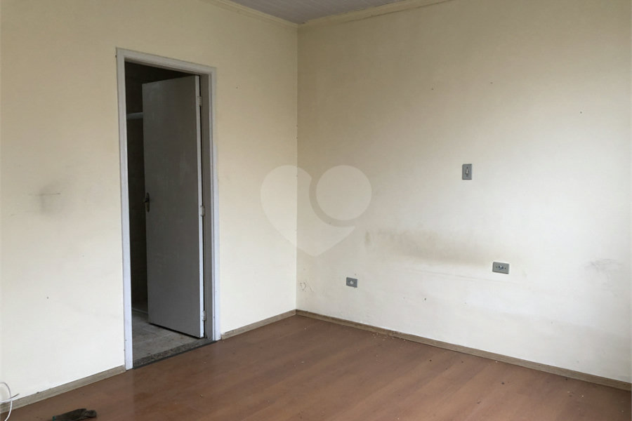 Casa Térrea à venda com 3 quartos, sendo 2 suítes, em Horto Florestal, São Paulo, SP