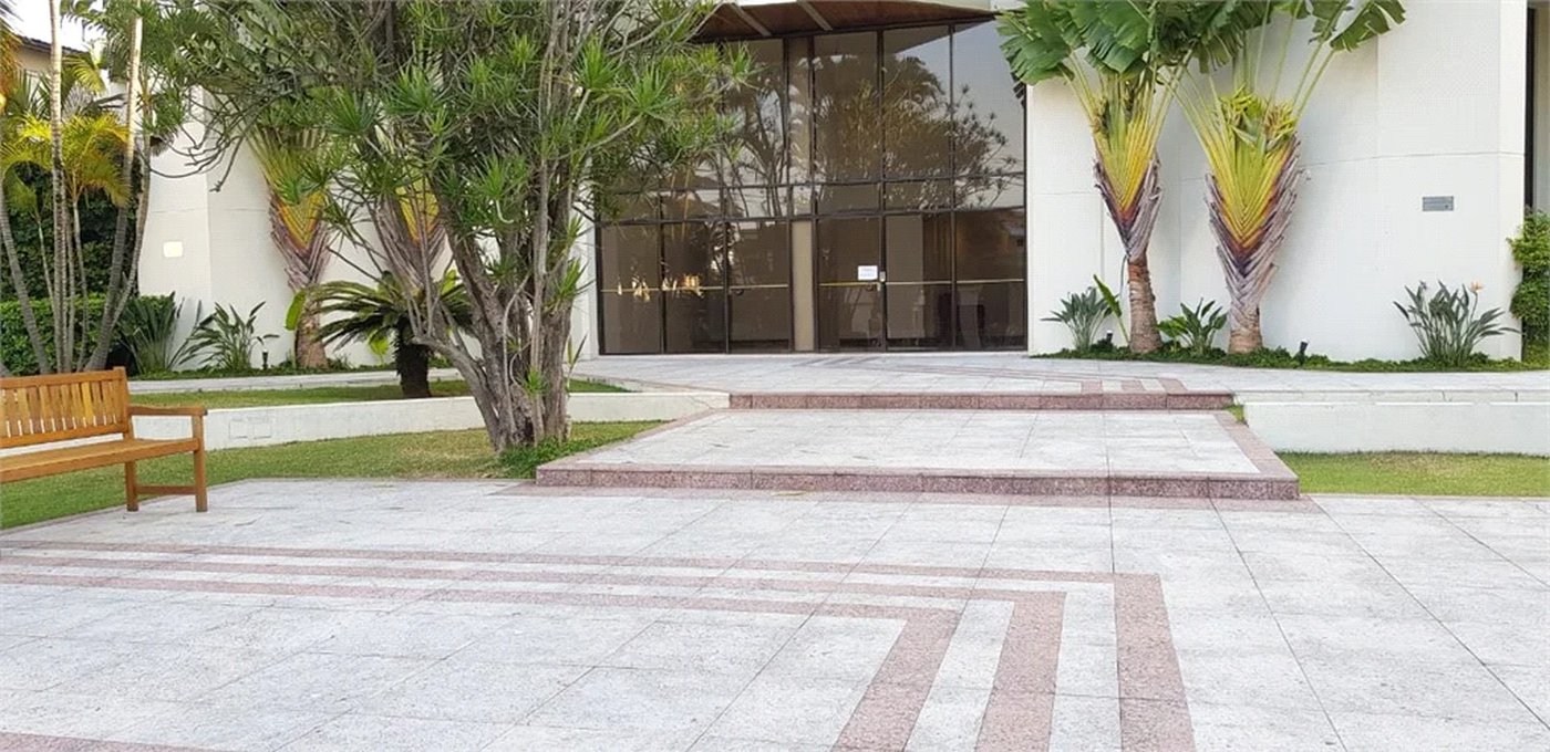 Apartamento à venda com 3 quartos, sendo 1 suíte, em Cidade Monções, São Paulo, SP