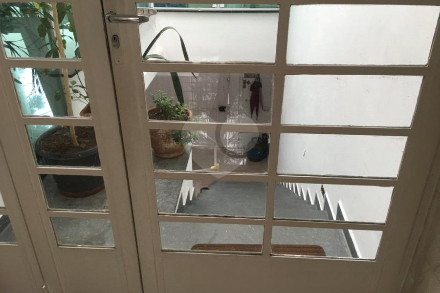 Sobrado à venda com 4 quartos, sendo 3 suítes,  em Tremembé, São Paulo, SP