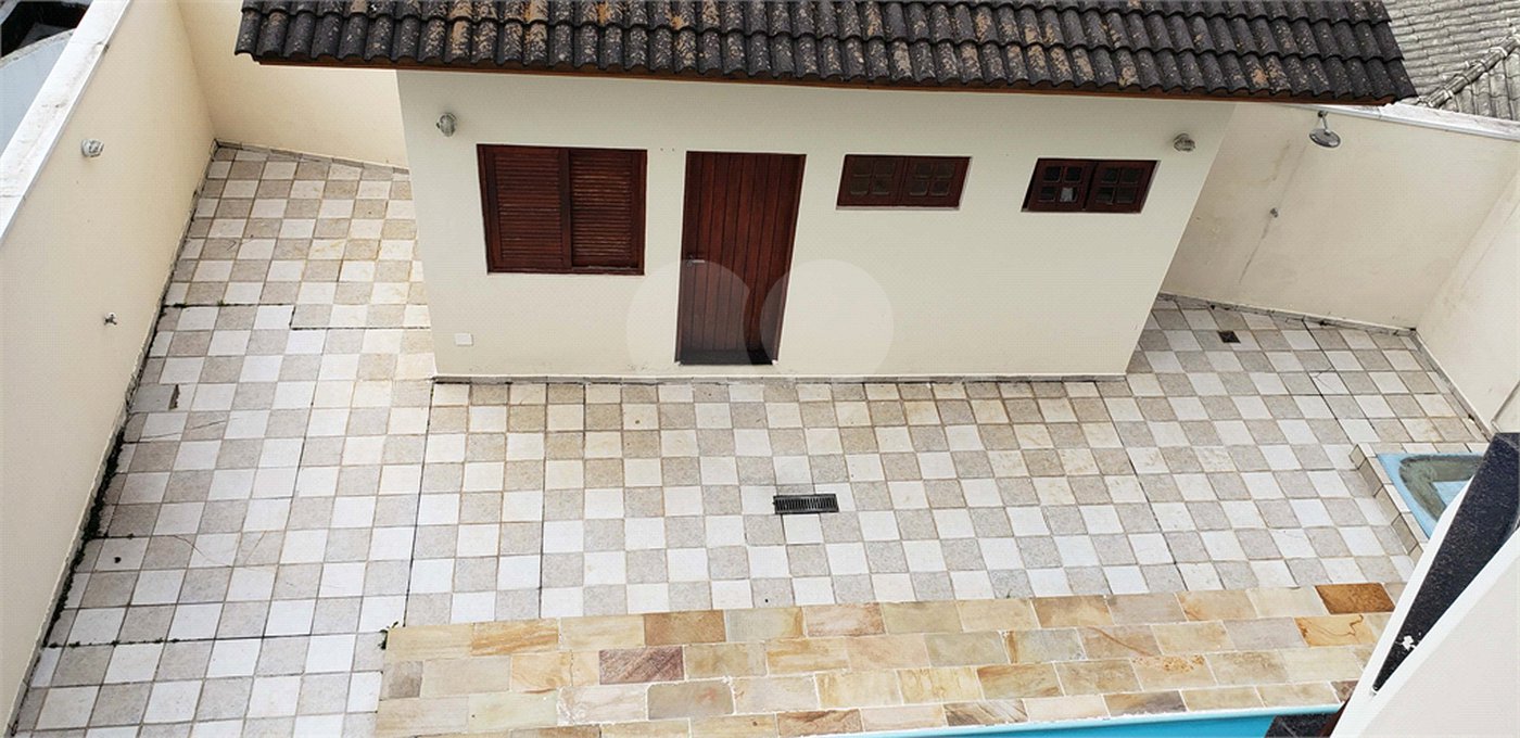 Casa à venda com 4 suítes no condomínio Real Park, Mogi das Cruzes - SP