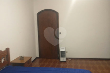 Sobrado à venda com 3 quartos em Parada Inglesa, São Paulo, SP